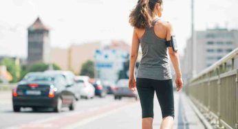 Camminare per dimagrire, se lo fai così ottieni risultati in tempo record: strano trucco che funziona